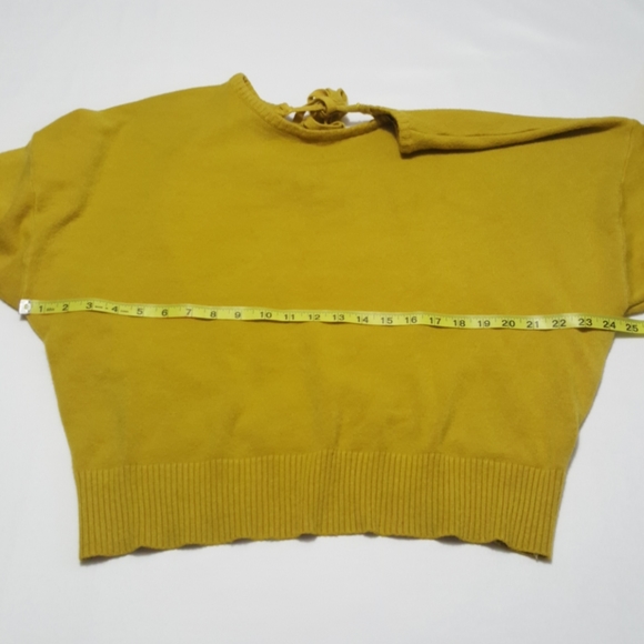 Woven Heart open Tie Back Sweater - Picture 4 of 13